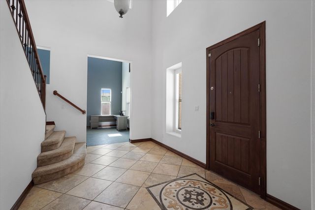 8401 Mesa Top Road NW, Albuquerque, NM 87120