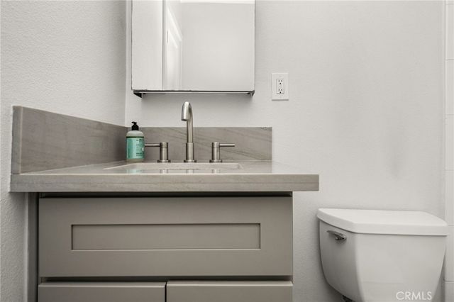 636 E Via Barola, Long Beach, CA 90805