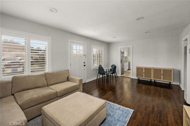 636 E Via Barola, Long Beach, CA 90805