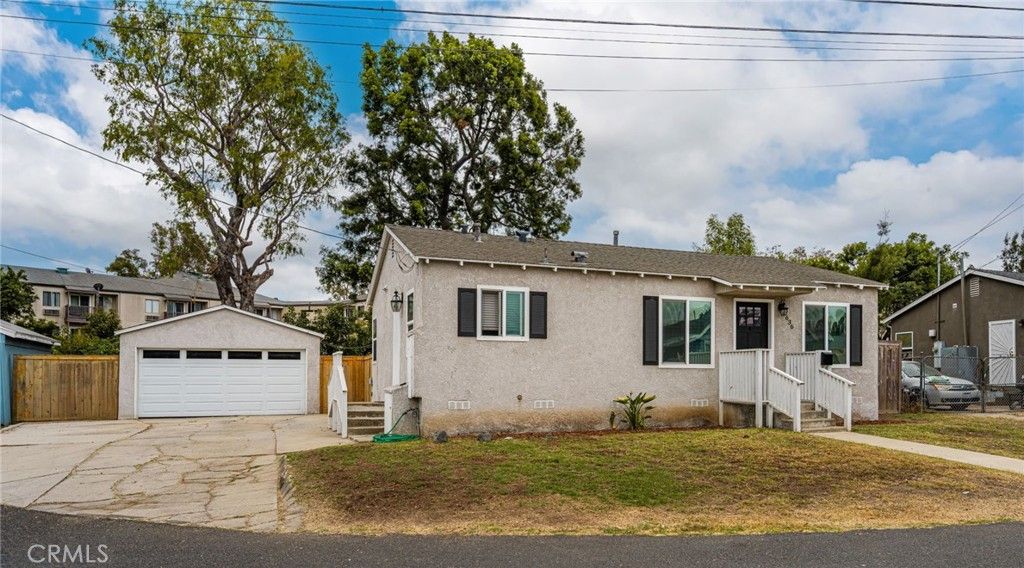 636 E Via Barola, Long Beach, CA 90805