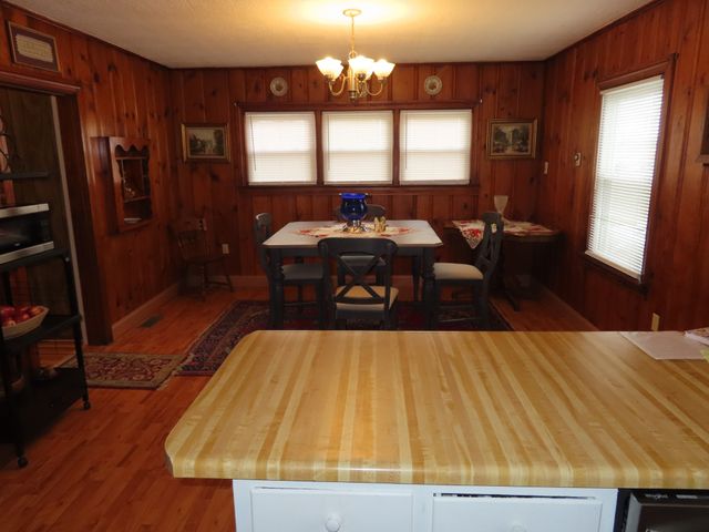 1280 Thompsonville Ln, Oak Grove, KY 42262