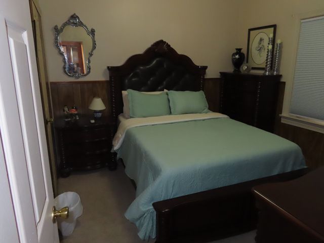 1280 Thompsonville Ln, Oak Grove, KY 42262