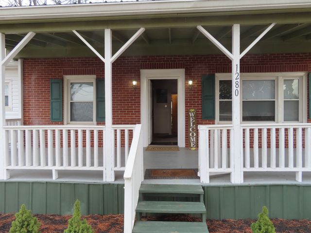 1280 Thompsonville Ln, Oak Grove, KY 42262