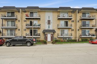 37 W 66th Street 5, Westmont, IL 60559