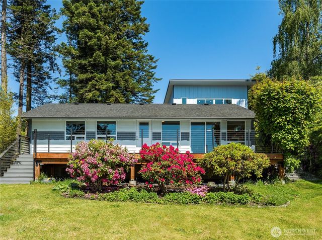 3568 S Camano Drive, Camano Island, WA 98282