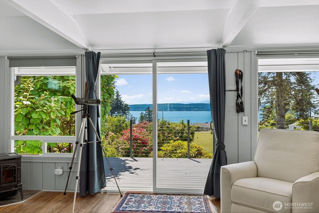 3568 S Camano Drive, Camano Island, WA 98282