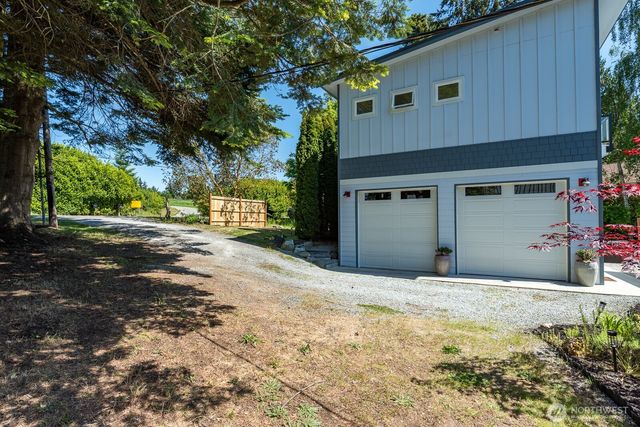 3568 S Camano Drive, Camano Island, WA 98282
