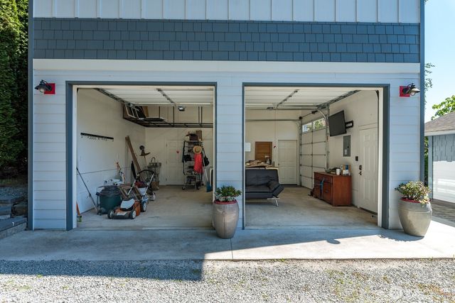 3568 S Camano Drive, Camano Island, WA 98282