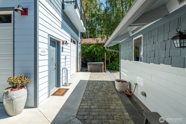 3568 S Camano Drive, Camano Island, WA 98282