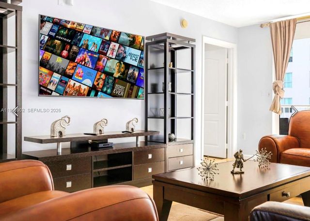 1200 Brickell Bay Dr 1509, Miami, FL 33131