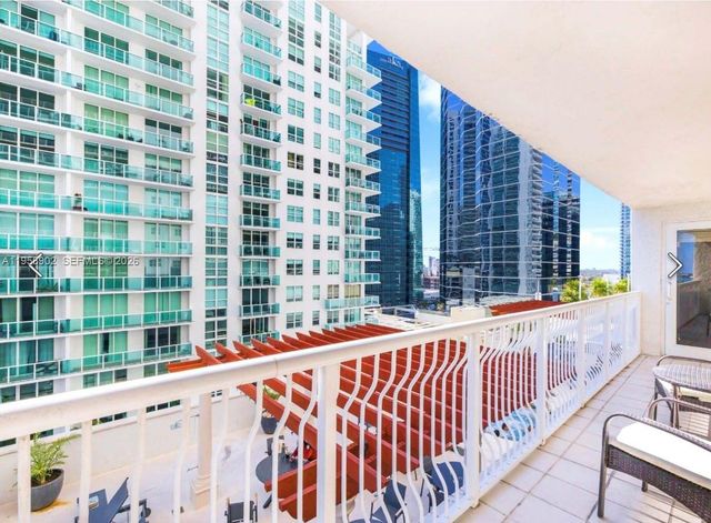 1200 Brickell Bay Dr 1509, Miami, FL 33131