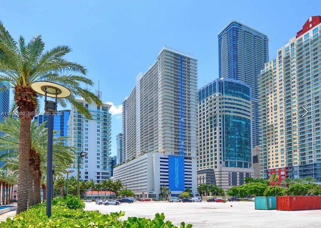 1200 Brickell Bay Dr 1509, Miami, FL 33131