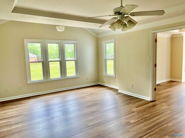 2301 Shady Grove Lane SW, Decatur, AL 35603