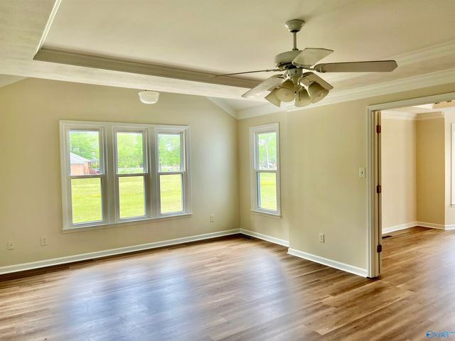 2301 Shady Grove Lane SW, Decatur, AL 35603