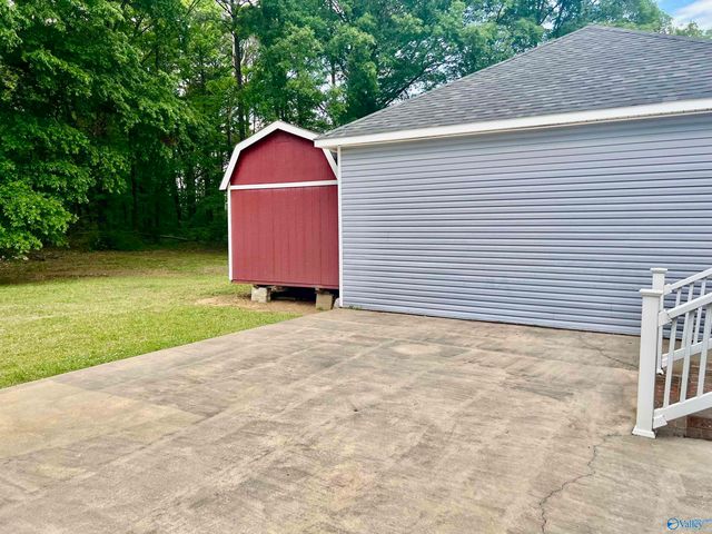 2301 Shady Grove Lane SW, Decatur, AL 35603