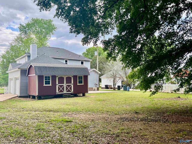 2301 Shady Grove Lane SW, Decatur, AL 35603