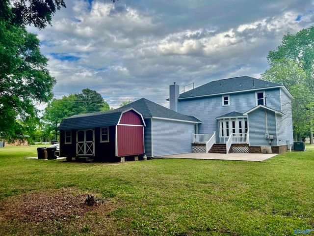 2301 Shady Grove Lane SW, Decatur, AL 35603