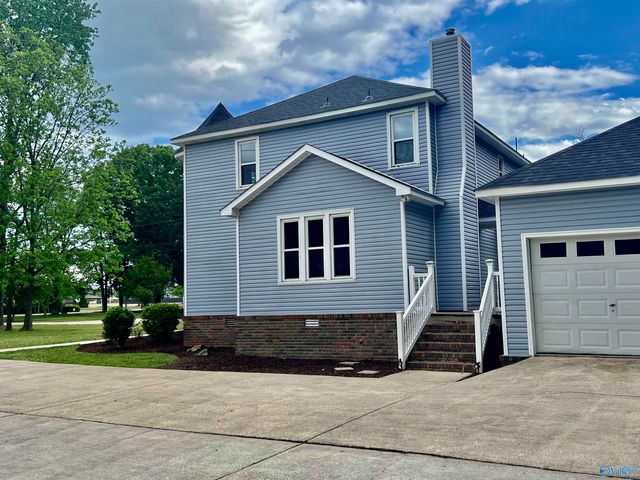 2301 Shady Grove Lane SW, Decatur, AL 35603