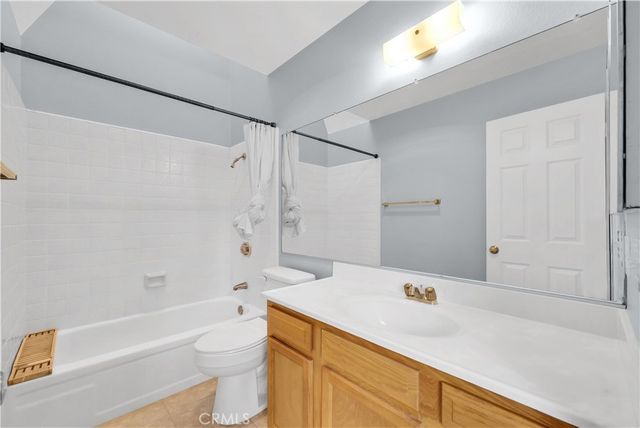 4 Wellesley, Irvine, CA 92612