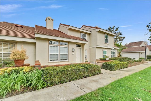 4 Wellesley, Irvine, CA 92612