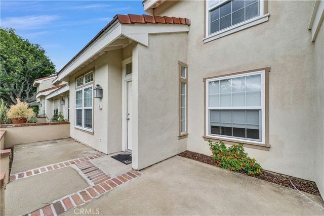 4 Wellesley, Irvine, CA 92612