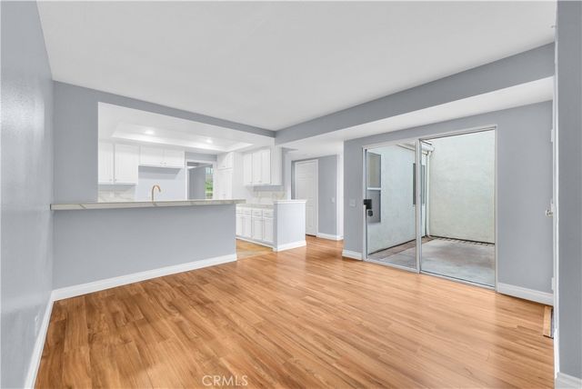 4 Wellesley, Irvine, CA 92612