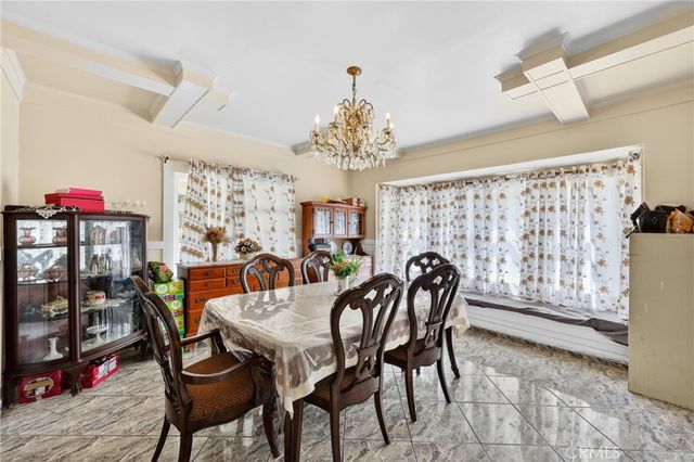 1131 Echo Park Ave, Los Angeles, CA 90026