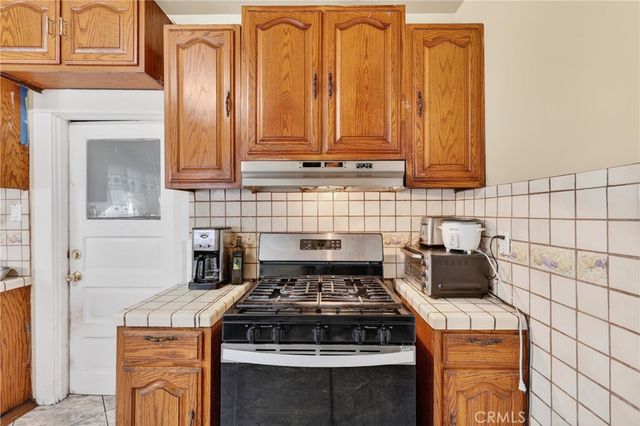 1131 Echo Park Ave, Los Angeles, CA 90026