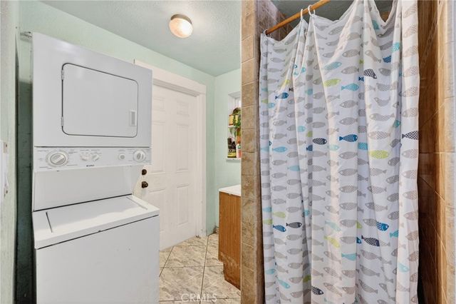 1131 Echo Park Ave, Los Angeles, CA 90026