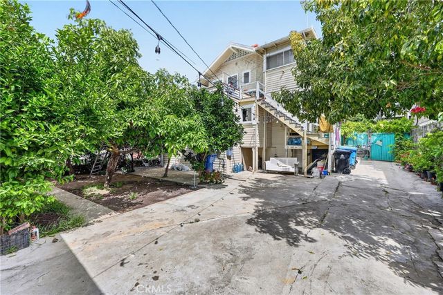 1131 Echo Park Ave, Los Angeles, CA 90026