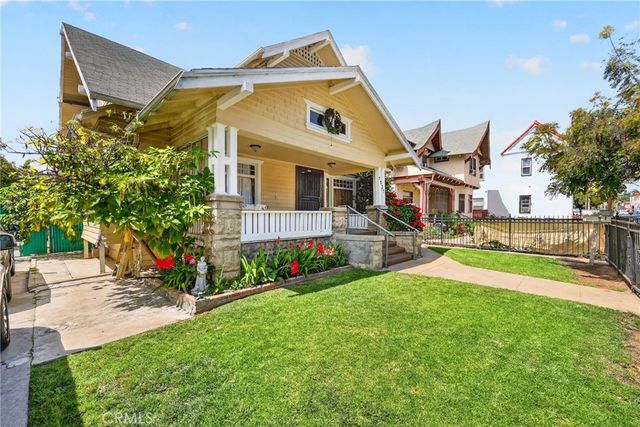 1131 Echo Park Ave, Los Angeles, CA 90026