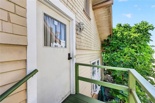 1131 Echo Park Ave, Los Angeles, CA 90026