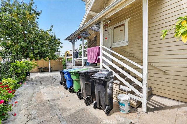 1131 Echo Park Ave, Los Angeles, CA 90026