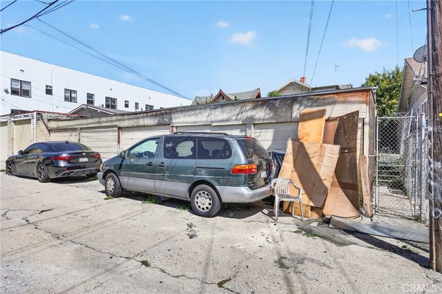 1131 Echo Park Ave, Los Angeles, CA 90026
