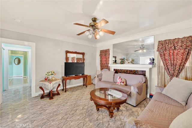 1131 Echo Park Ave, Los Angeles, CA 90026