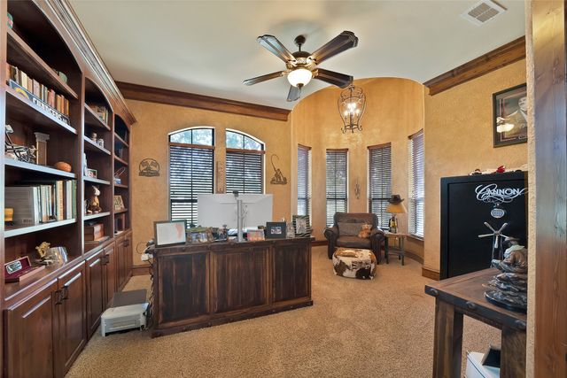 7421 Dawn Avenue, Pilot Point, TX 76258