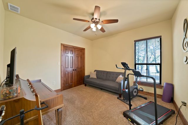 7421 Dawn Avenue, Pilot Point, TX 76258