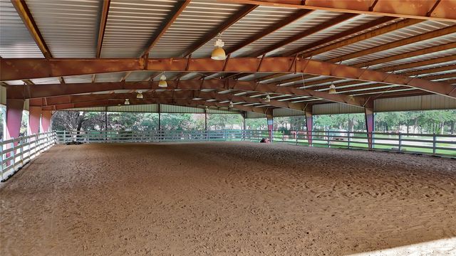 7421 Dawn Avenue, Pilot Point, TX 76258