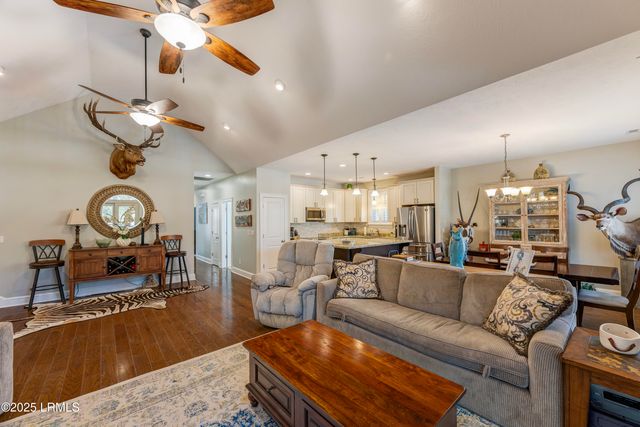 39 Downing Drive, Beaufort, SC 29907