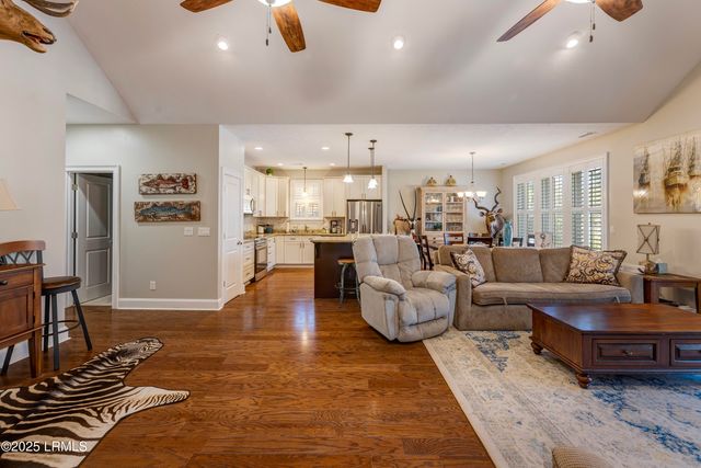 39 Downing Drive, Beaufort, SC 29907