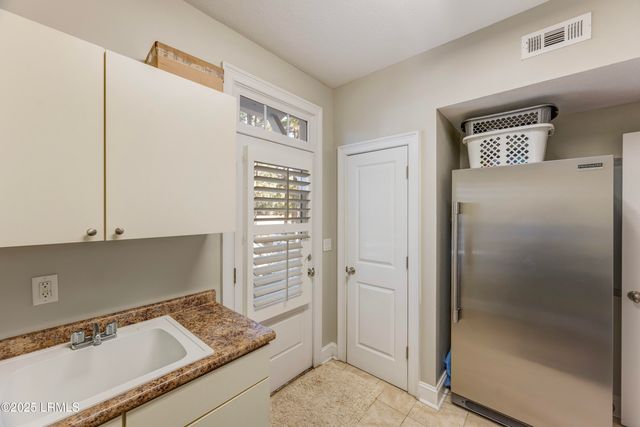 39 Downing Drive, Beaufort, SC 29907