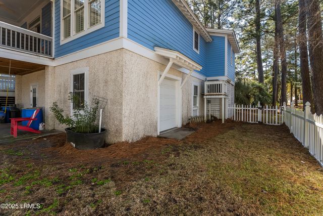 39 Downing Drive, Beaufort, SC 29907