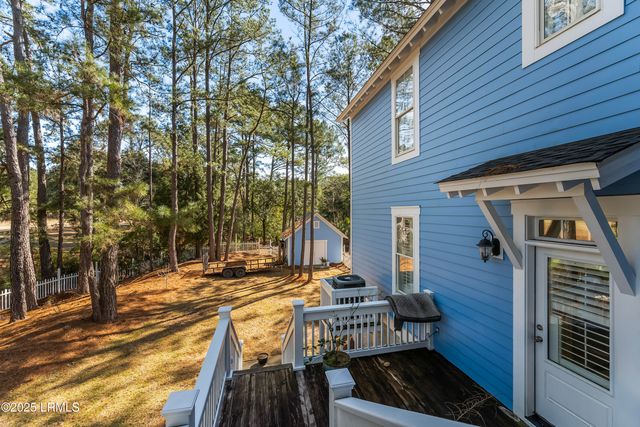 39 Downing Drive, Beaufort, SC 29907