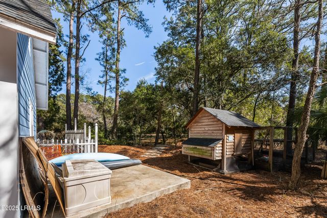 39 Downing Drive, Beaufort, SC 29907