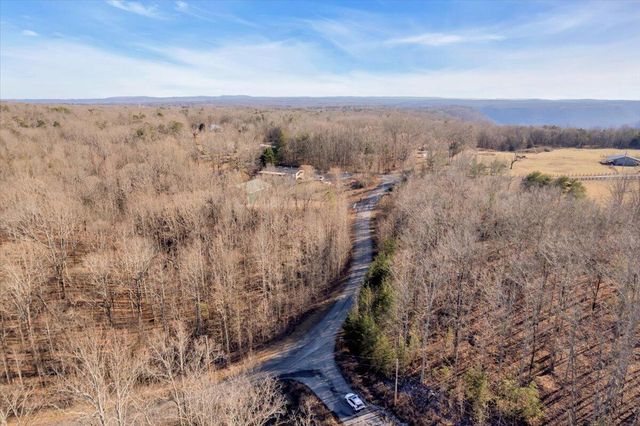 211 Walosi Lane, South Pittsburg, TN 37380