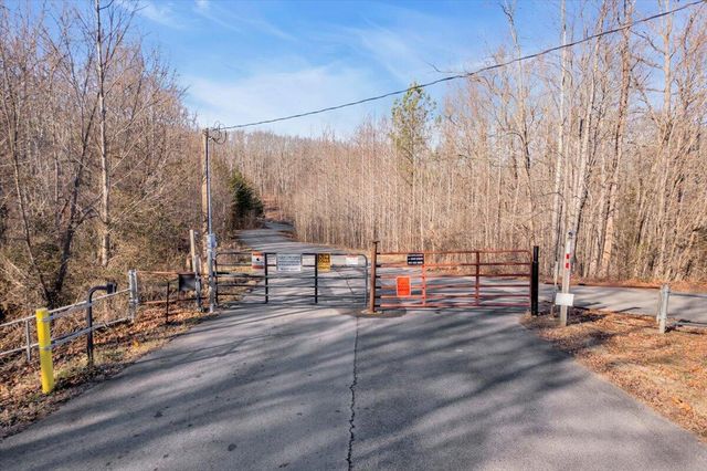 211 Walosi Lane, South Pittsburg, TN 37380
