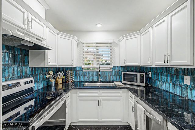 6721 E MC DOWELL Road 325B, Scottsdale, AZ 85257