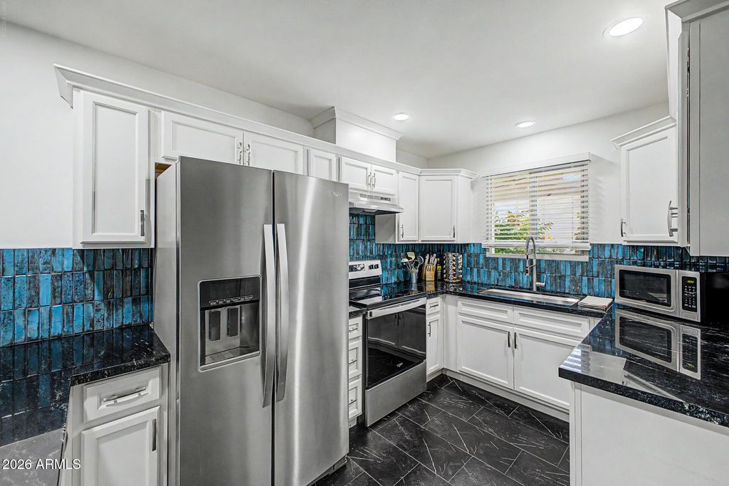 6721 E MC DOWELL Road 325B, Scottsdale, AZ 85257