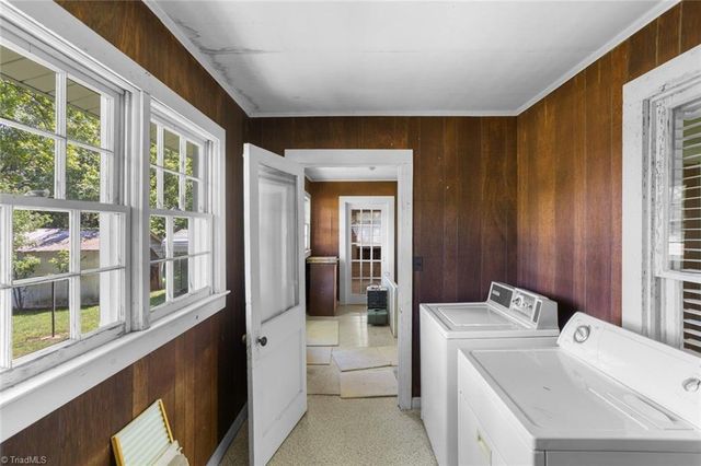 106 Sunset Drive, Boonville, NC 27011