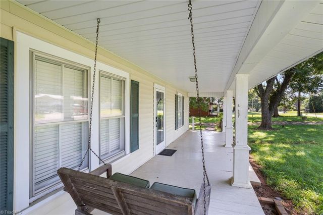 106 Sunset Drive, Boonville, NC 27011